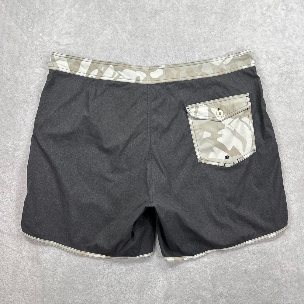 Patagonia Board Shorts Mens 40 Gray Scallop Hem Camo Trim Stretch Summer Casual - Picture 4 of 10